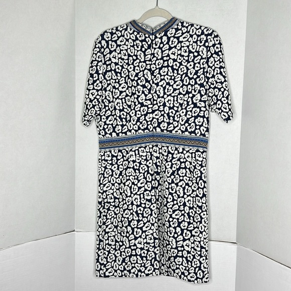 J.McLaughlin Kyrie Dress Blue White Knee Length Size 12 - Picture 5 of 5